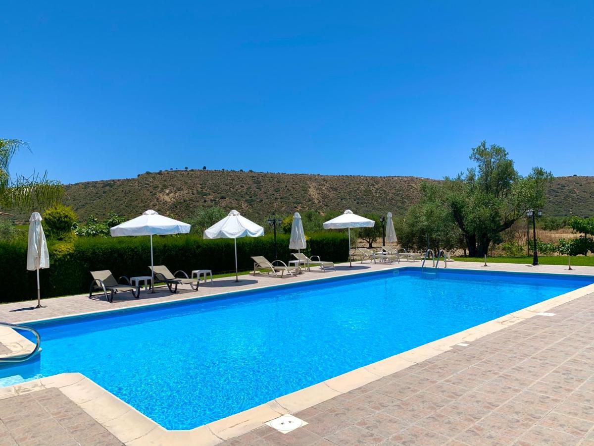 Himonas Apartments Pissouri Exterior photo